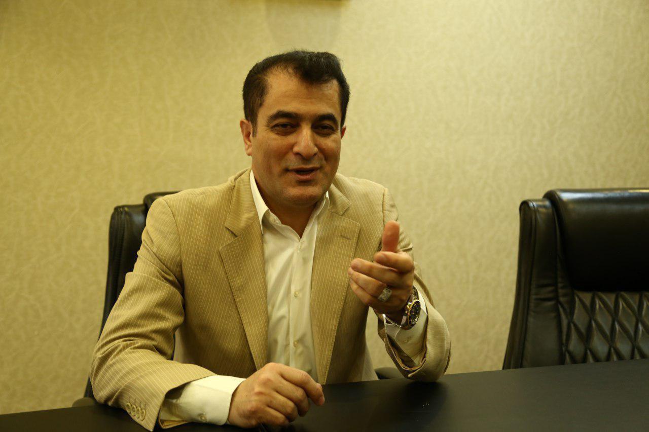 خلیل&zwnj;زاده: باشگاه&zwnj;های استقلال و پرسپولیس باید واگذار شوند/ جو بدی برای استراماچونی درست کردند اما او تصمیم کرفت با استقلال قراردادش را امضا کند