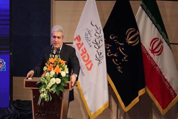 ۹۰ هزار میلیارد تومان حجم  فروش محصولات شرکت&zwnj;های دانش بنیان/ اشتغالزایی ۳ هزار نفری در کارخانه&zwnj;های نوآوری