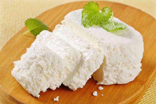 انواع پنیرفله سنتی و صنعتی در غرفه تره بار + قیمت