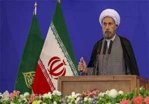 گام دوم انقلاب حول سه کلمه خودسازی، جامعه پذیری و تمدن سازی است/ائمه جمعه باید پدرانه برای جامعه برنامه ریزی داشته باشند