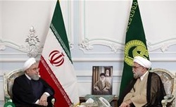 دولت محرومیت زدایی و گره گشایی از مشکلات مردم را سرلوحه کار خود قرار دهد