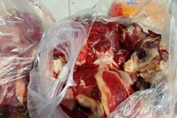 کشف ۱۰۰ کیلو گوشت غیر بهداشتی در زنجان