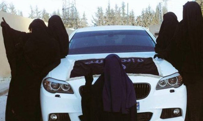 همه&lrm;چیز درباره وظایف سوگلی&zwnj;های داعش/ زنان تروریست&zwnj;پسند چگونه برای نوچه&zwnj;های البغدادی سنگ&zwnj;تمام می&zwnj;گذارند؟