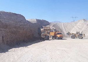 توقیف ماشین آلات خاک برداری غیرمجاز در جهرم