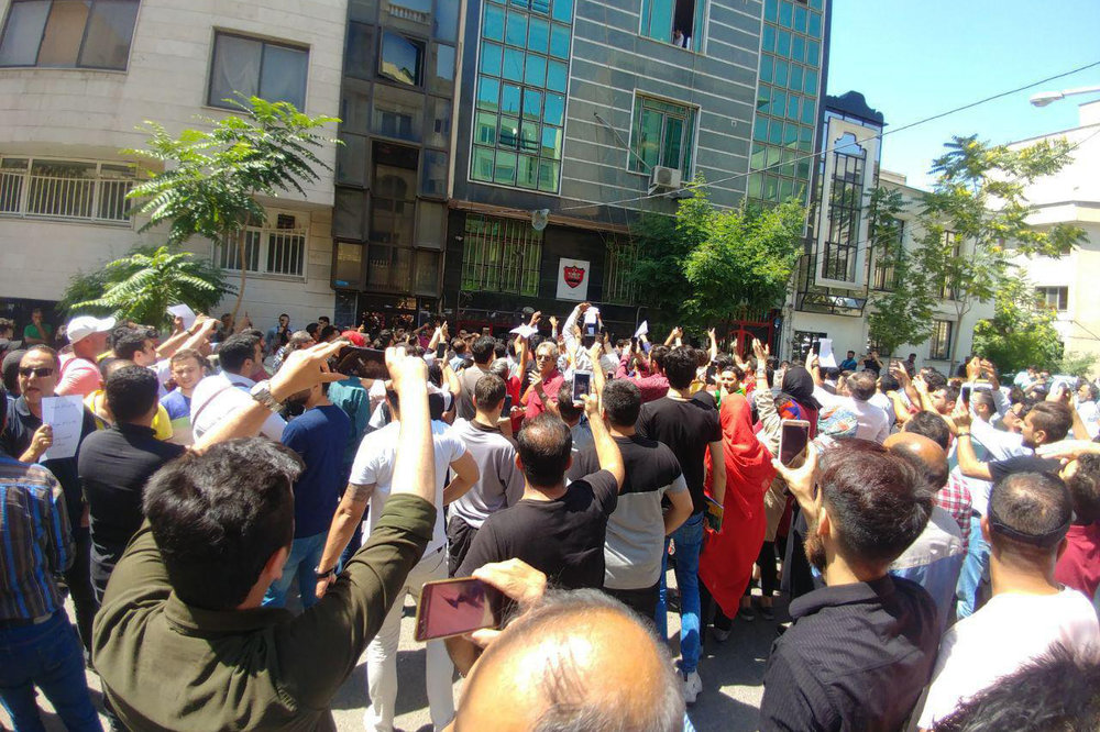 پلیس ضدشورش در استقلال و پرسپولیس چه می کند + عکس