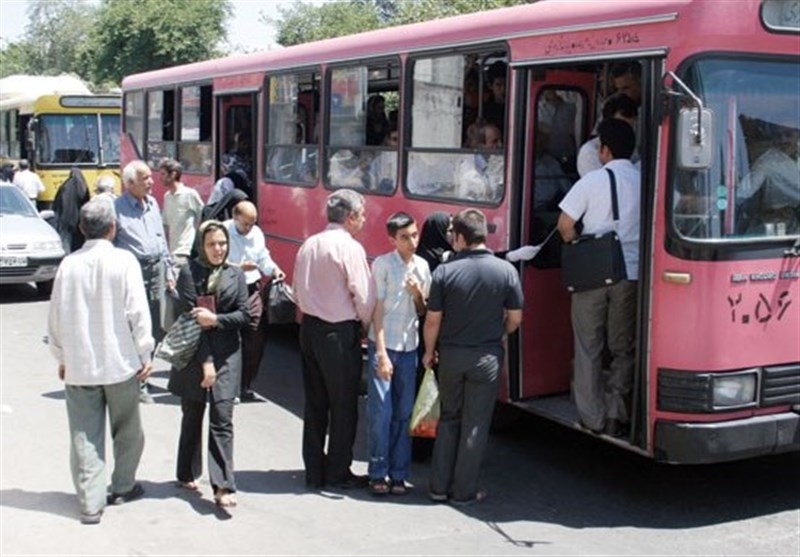 توقف فعالیت راننده اتوبوس به علت ممانعت از سوار شدن یک کارگر