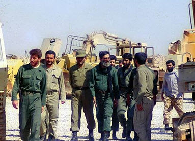 داستان یک عکس؛ پشتیبان جهادگران +تصویر