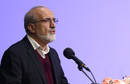 ایران رتبه هفتم دنیا در داروسازی/ معاونت علمی به جای مانع بودن با وزارت بهداشت همکاری کند / اراده کنیم هر دارویی را تولید می&zwnj;کنیم/ دانشگاه&zwnj;های علوم پزشکی با دانشگاه&zwnj;های فنی شرکت دانش بنیان مشترک ایجاد کنند / باید از تحریم&zwnj;ها فرصت بسازیم
