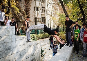 جشنواره زاینده رود فرصتی برای خود نمایی پارکورکاران