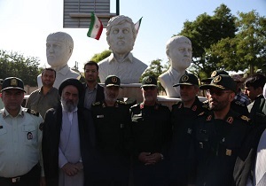 رونمایی سردیس ۳ برادر شهید شبلی در سنندج