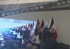 پناهندگان در ایران همانند یک شهروند از تمام امکانات استفاده می‌کنند