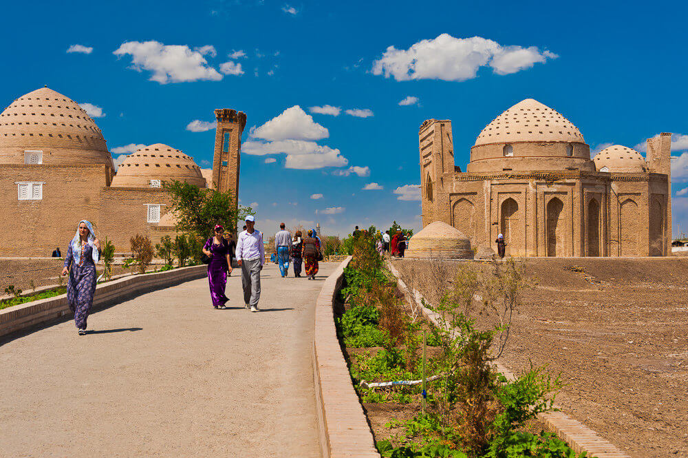 جاذبه&zwnj;های گردشگری ترکمنستان؛ از محل سقوط شهاب سنگ ۷ کیلومتری تا دره یانگیکالا+تصاویر
