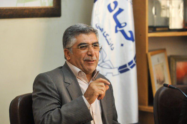 سرمایه&zwnj;گذاران باید برای خرید محصولات فناورانه به میدان بیایند