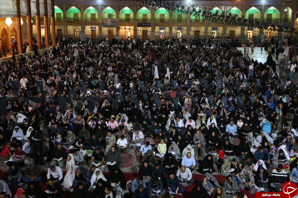 نوای الغوث الغوث در فارس طنین انداز شد/مراسم شب قدر در سومین حرم اهل بیت (ع) + تصاویر