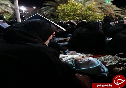 دست به دعا شدن مومنان در دارالمومنین طبس + تصاویر