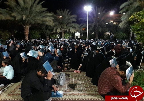 دست به دعا شدن مومنان در دارالمومنین طبس + تصاویر