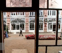 نصب سنسور‌های اعلان حریق در بازار تبریز با همکاری مخابرات