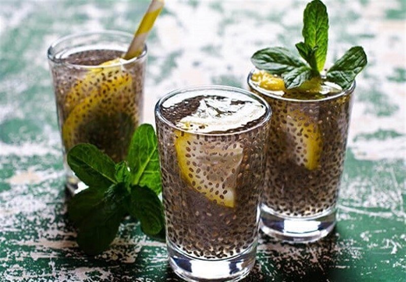 نوشیدن زیاد آب از افطار تا سحر در کاهش تشنگی تاثیر چندانی ندارد
