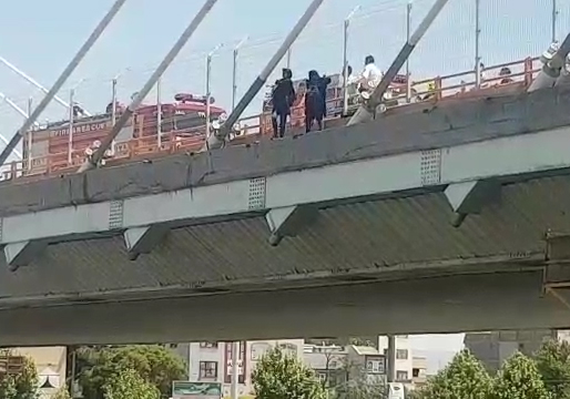 اقدام به خودکشی دو دختر در مشهد + فیلم