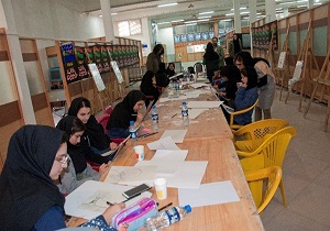 نخستین ورکشاپ طراحی چهره&zwnj;های شهدا در پیاده&zwnj;راه اکباتان همدان