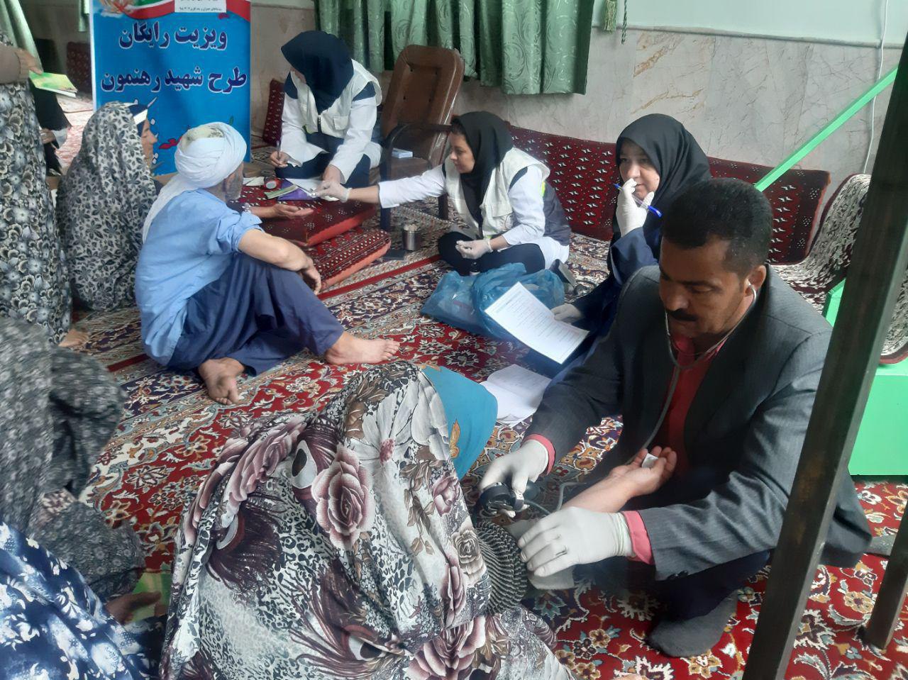 جهادگران بسیج جامعه پزشکی به روستا‌های محروم فریمان اعزام شدند