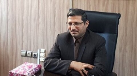 مبارزه با آسیب ملخ در گناباد انجام شد