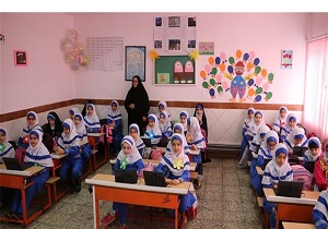 دشمن درحال برنامه ریزی برای دانش آموزان است