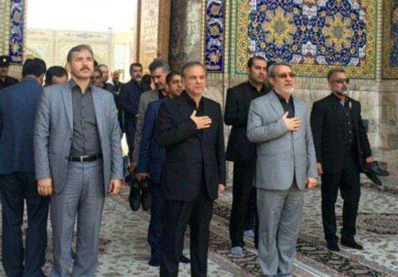 وزیر کشور به حرم مطهر رضوی مشرف شد