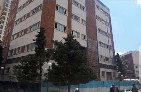 خبرنگار: کاظمی/ساخت بنای 7 طبقه در داخل یک مجموعه میراثی بدون کسب پروانه