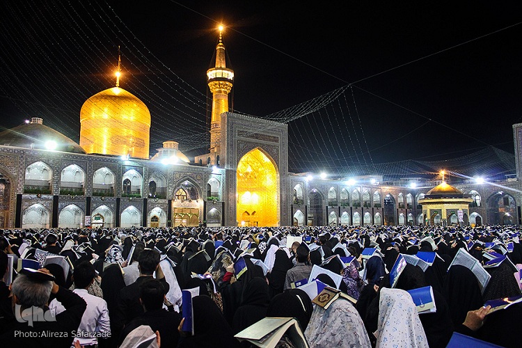 برگزاری بزرگترین ﻣﺤﻔﻞ ﻗﺮآﻧﯽ جهان اﺳﻼم در حرم مطهر رضوی