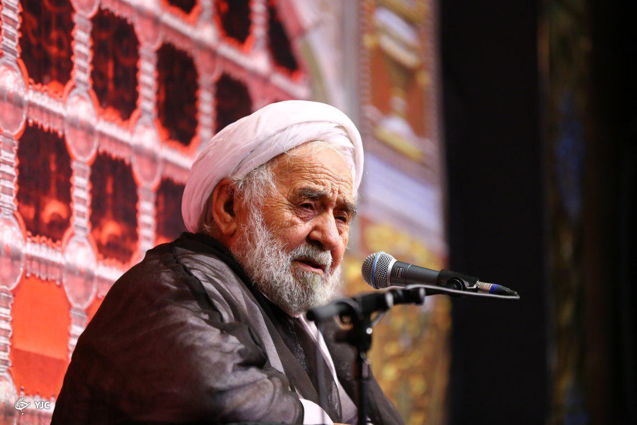 مسجد گیاهی، میعاد گاه جوانان شب زنده دار