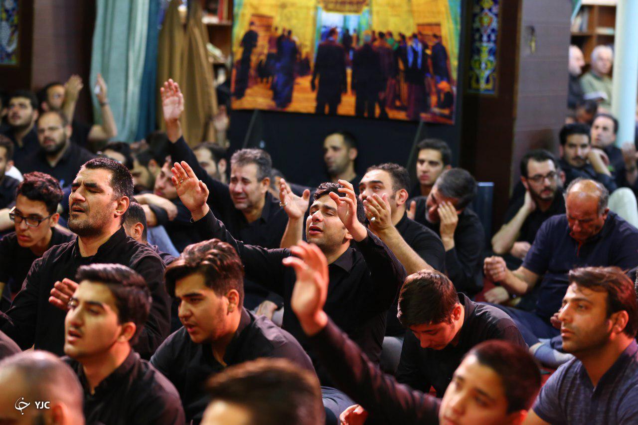 مسجد گیاهی، میعاد گاه جوانان شب زنده دار