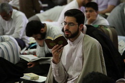 برگزاری اعتکاف طلاب خراسان رضوی در حرم مطهر