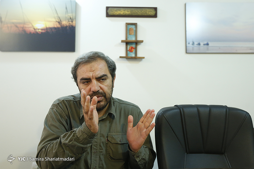 اینکه می&zwnj;گویند شاه ظرف دو روز عراق را تسلیم کرد، شایعات فضای مجازی است/ ادعای واهی اصلاح&zwnj;طلبان در حمایت یک کشور عربی برای گرفتن غرامت از عراق/ما در بدترین حالت فعلی، از بهترین حالتِ سال ۶۱ جلوتریم