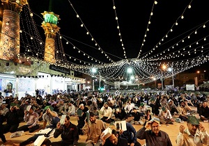 گشودن دست های نیاز مردم استان همدان در سومین شب قدر