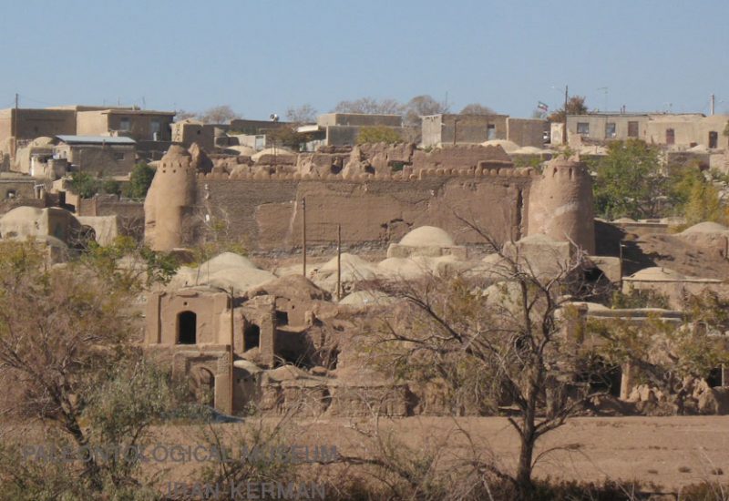 ساکنان دشت خاک بی آب مانده اند / بروکراسی اداری موجب تأخیر در رفع مشکل