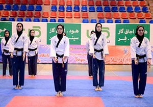 آزمون ارتقاء کمربند دان ۳ و ۴ بانوان کشور در اردبیل برگزار می‌شود