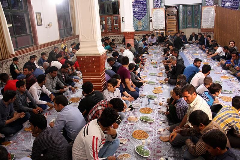 هزار و ۷۰۰خانوار مددجوی کمیته امداد شهر زاهدان اطعام شدند