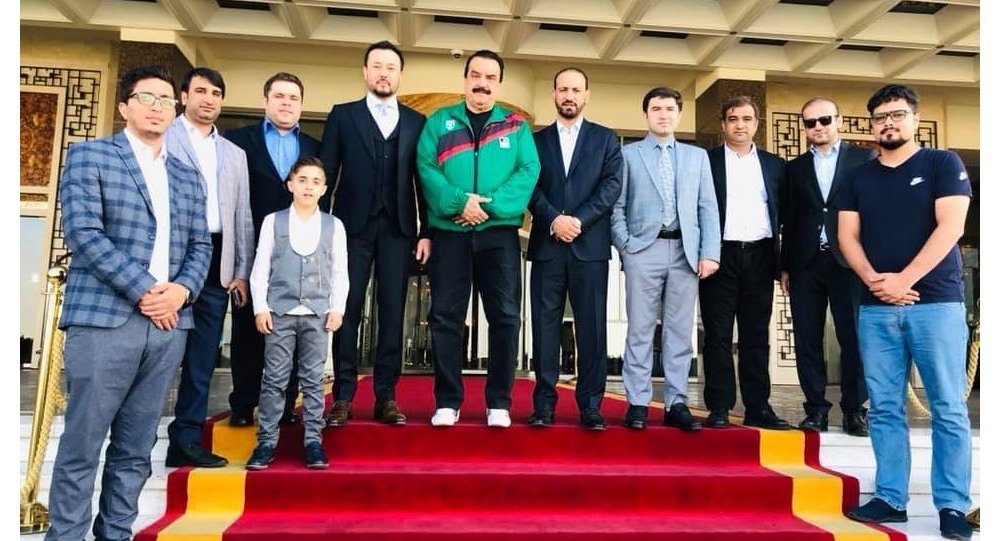 هیات عالیرتبه دولتی افغانستان برای تشویق تیم ملی فوتسال به تبریز رفت
