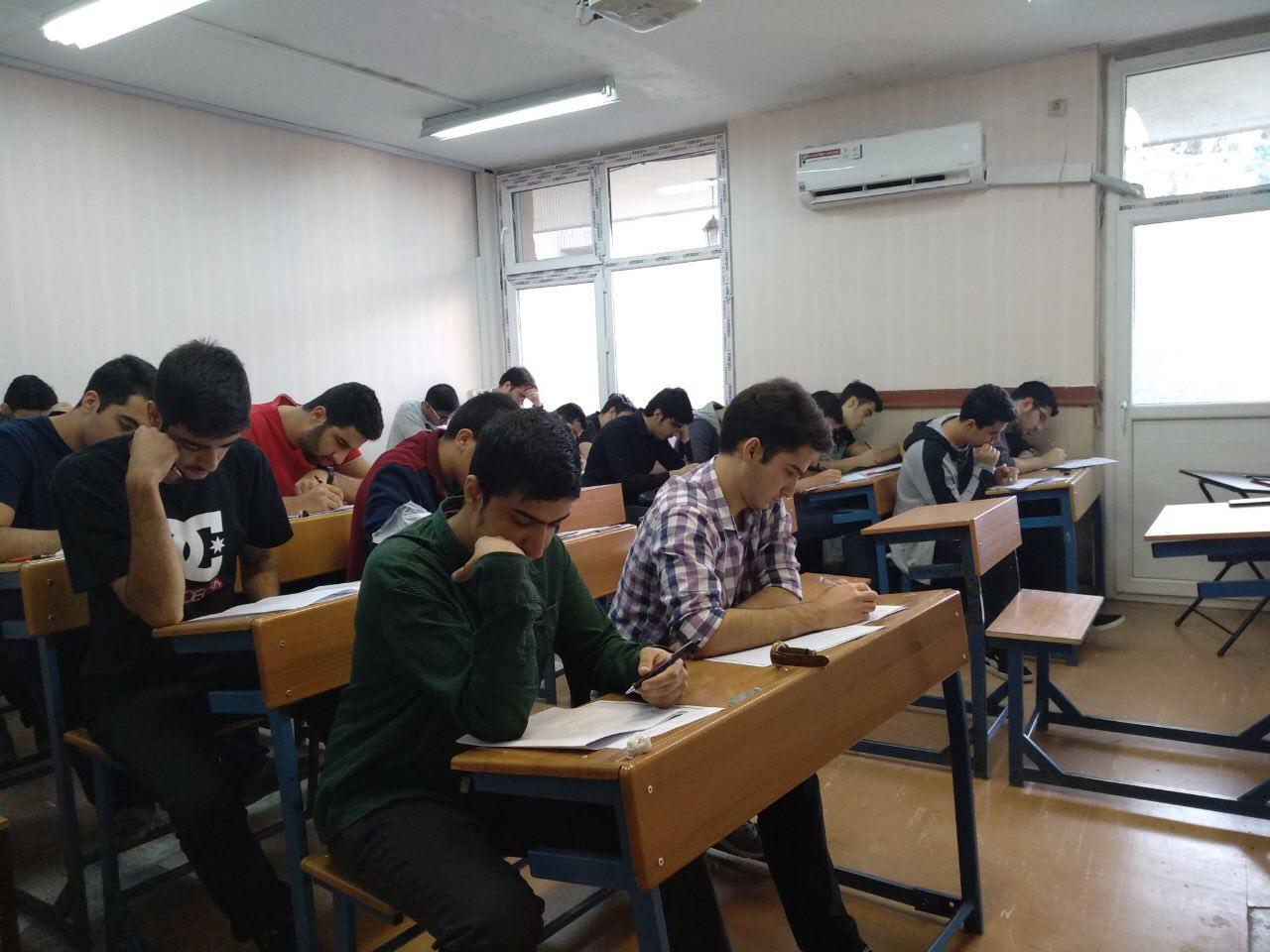 تجارت کنکور این بار در مدارس دولتی!