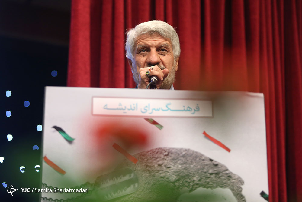 دیگر شوق و اشتیاق جوانی را ندارم / سطح مداحان و هیئت داری از زمان جنگ بالاتر رفته است / تنها جایی که دست نخورده و خراب نشده، هیئتهای امام حسین (ع) است دیگر شوق و اشتیاق جوانی را ندارم / سطح مداحان و هیئت داری از زمان جنگ بالاتر رفته است / تنها جایی که دست نخورده و خراب نشده، هیئتهای امام حسین (ع) است