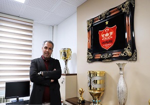 عرب: هواداران باید از کالدرون حمایت کنند/ نقل و انتقالات پرسپولیس به موقع انجام می شود