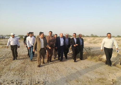 بازدید رییس سازمان حفاظت محیط زیست از کانونهای ریزگرد خوزستان بازدید رییس سازمان حفاظت محیط زیست از کانونهای ریزگرد خوزستان