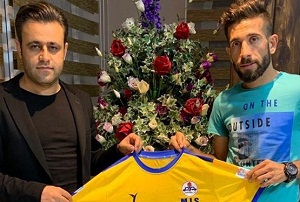 بازیکن کهگیلویه و بویراحمدی عضو تیم فوتبال نفت مسجدسلیمان شد