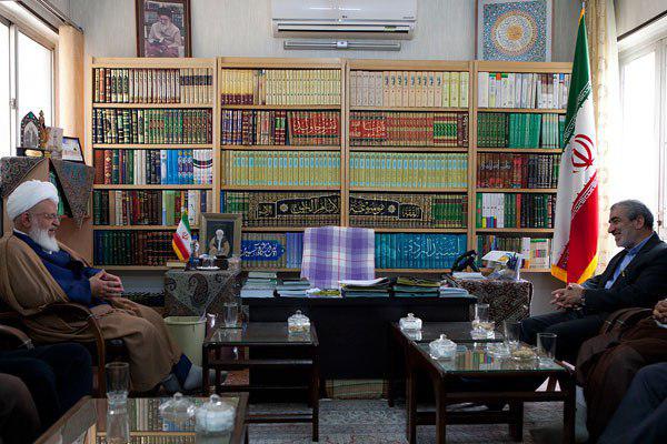 دیدار کدخدایی با نماینده، ولی فقیه در یزد
