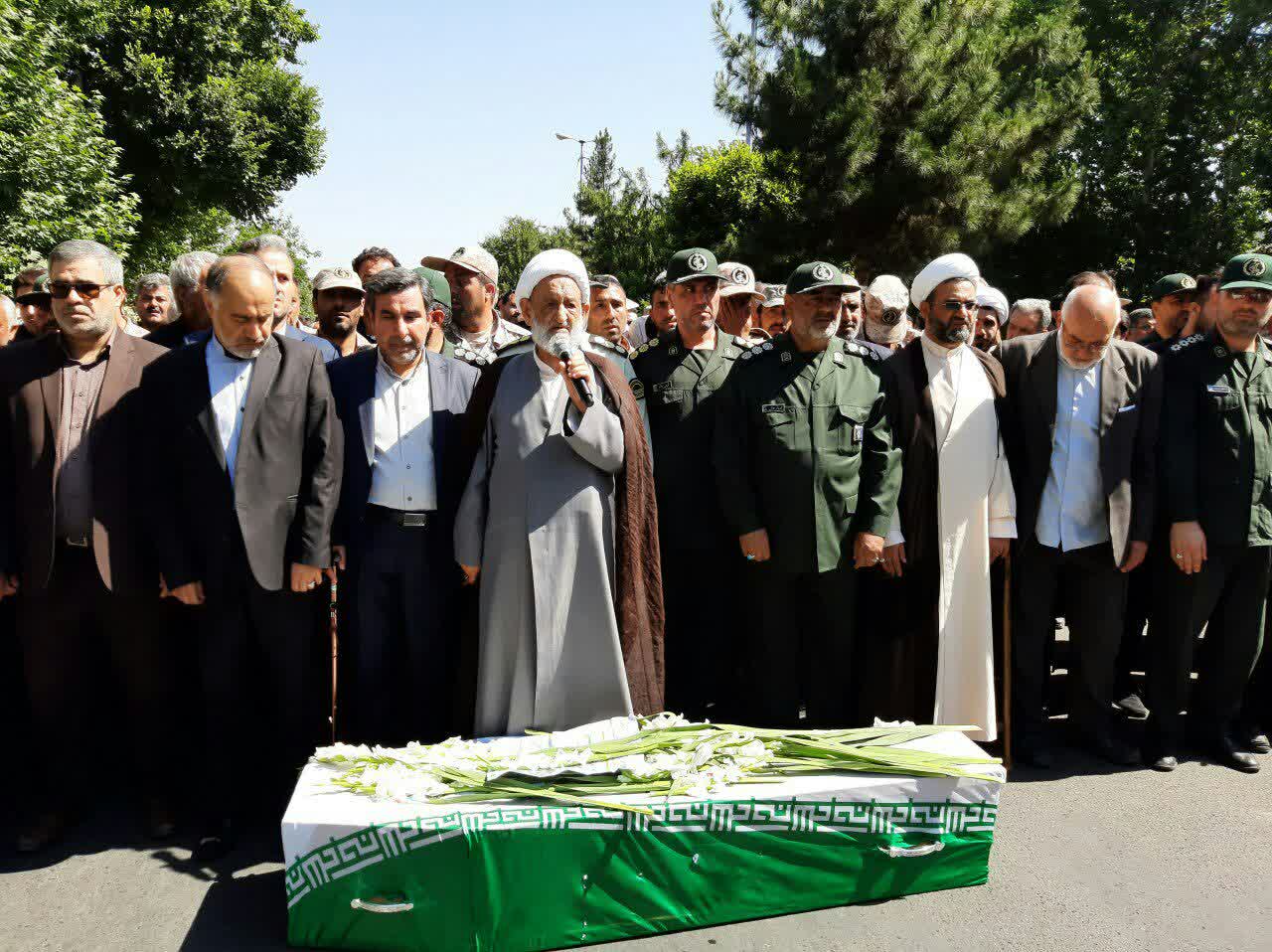 پیکر مطهر بسیجی شهید حسن درگاهی در خوی تشییع شد
