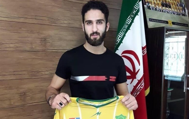 مدافع فصل گذشته صنعت نفت قرارداد خود را تمدید کرد