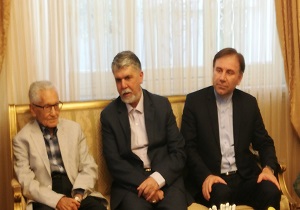 دیدار وزیر ارشاد با نویسنده مشهور گیلانی