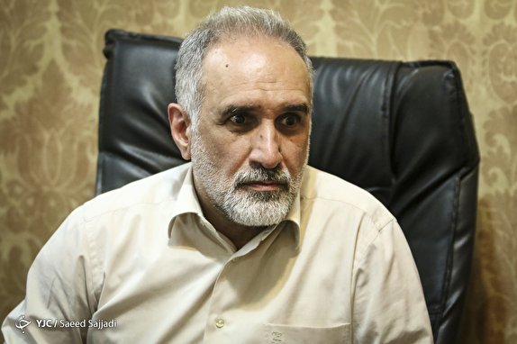 قبول دارم که فردمحوری موجب قربانی شدن جریان اصلاحات شده است/ لیست امید پس از جلسه با حامیان دولت تغییر پیدا کرد/ باید رونق تولید را در ایران جدی گرفته شود/