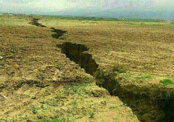 جدیدترین وضعیت مسجد سلیمان پس از زمین لرزه‌های شدید + فیلم
